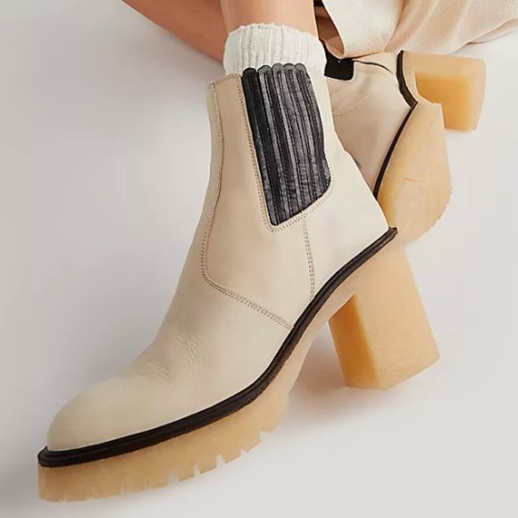 White Leather Free People James Chelsea Heeled Boots in Bone - Picture 4 of 17